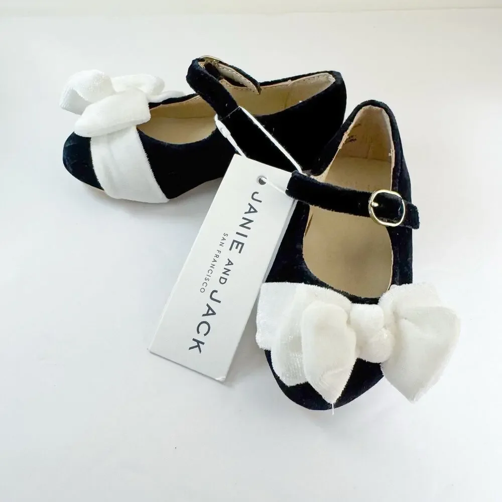 Janie and Jack Velvet Bow Ballet Flats- Size 4 Toddler Girl. Black/White Holiday
